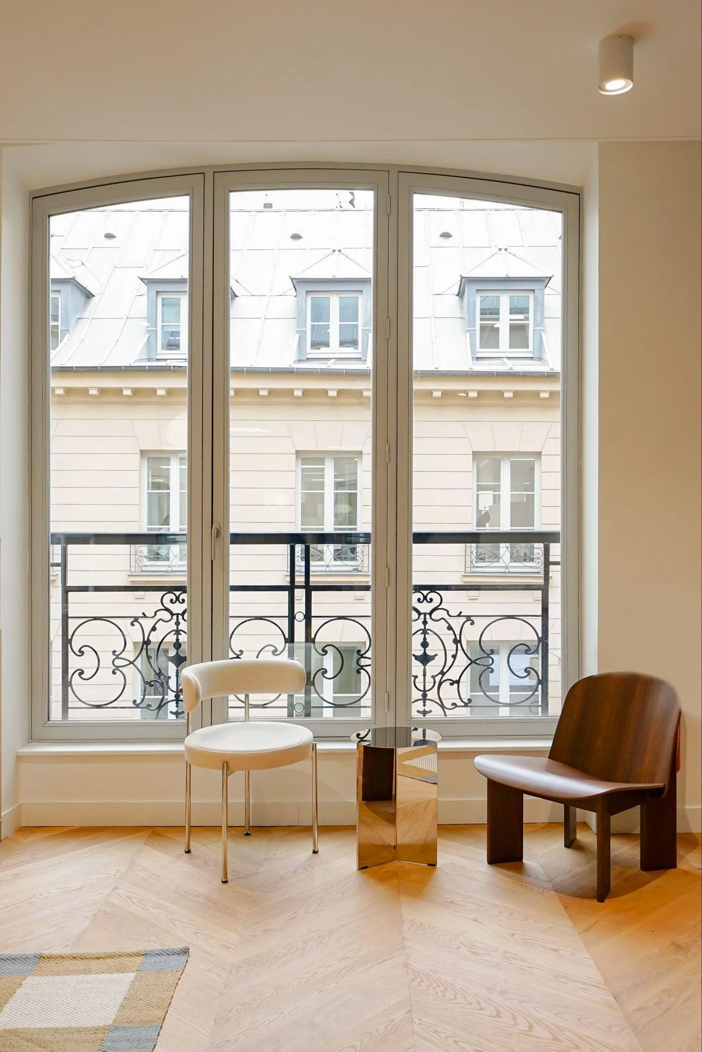 Bureau parisien conçu par Rayon